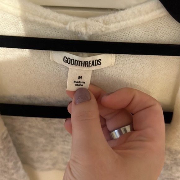 NWOT White and Gray Half Sleeve Cardigan - Picture 6 of 8